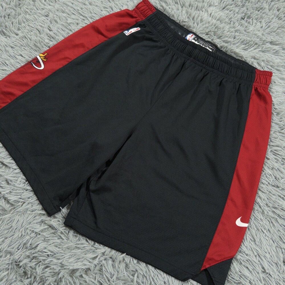 Nike Shorts Extra Large 42 Black Red NBA Engineered Miami Heat Practice Mens